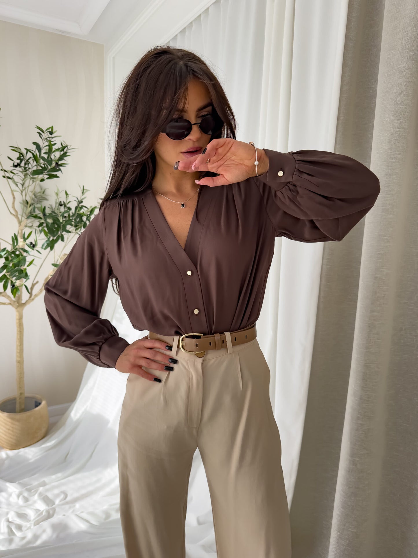 RUFFLES Shirt – Brown