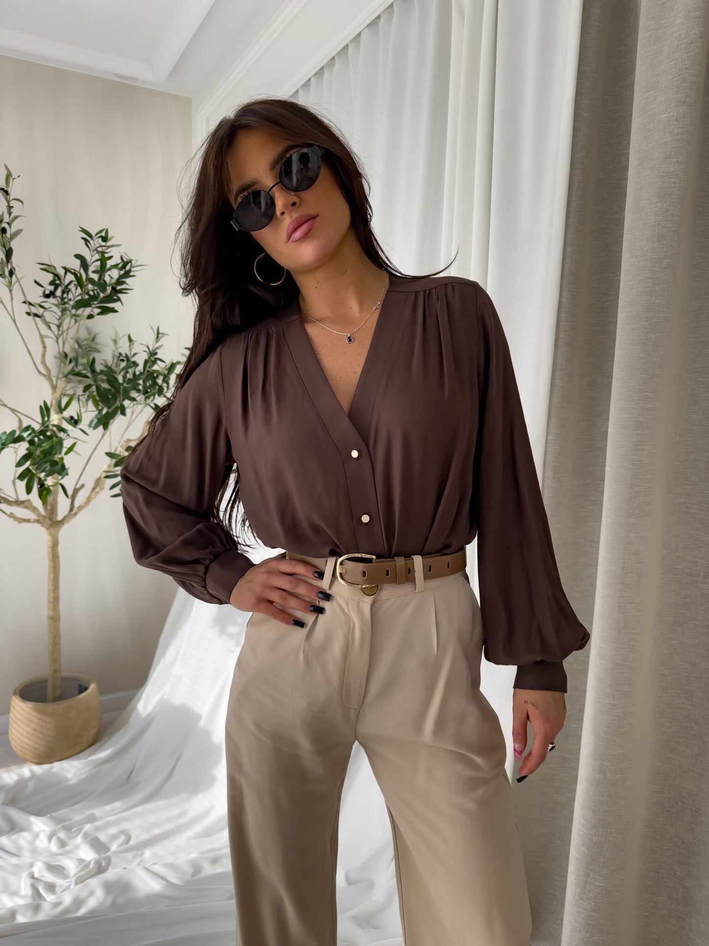 RUFFLES Shirt – Brown