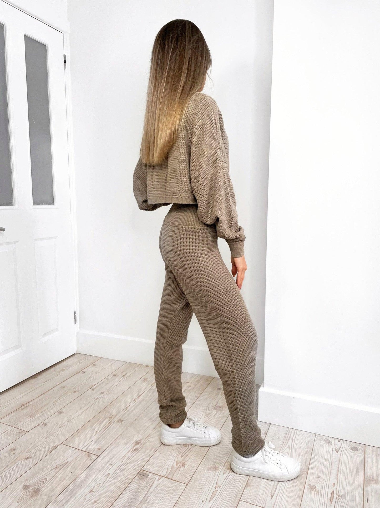 BEIGE KNIT JUMPER AND JOGGER CO-ORD SET